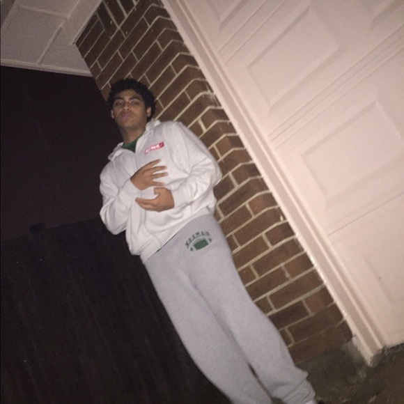 Meet your Posher, Matthew - Picture 1 of 1